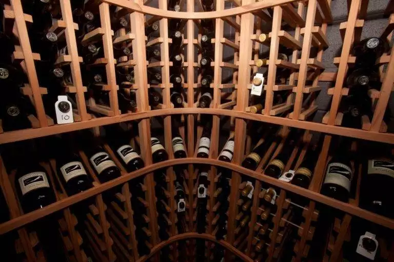 The Benefits of Custom Wine Cellars for Wine Preservation