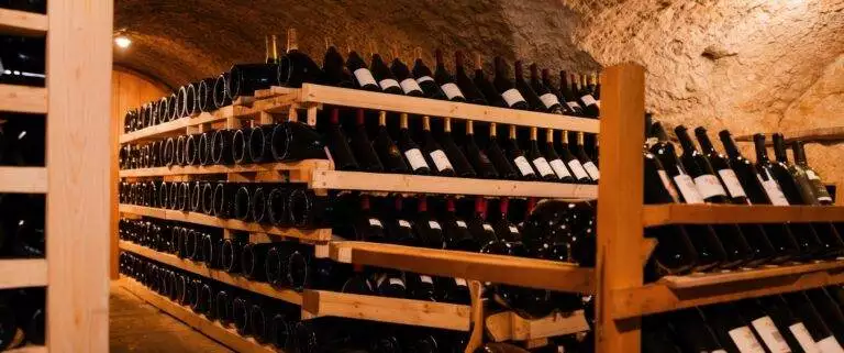 Residential vs. Commercial Wine Cellars: Key Differences